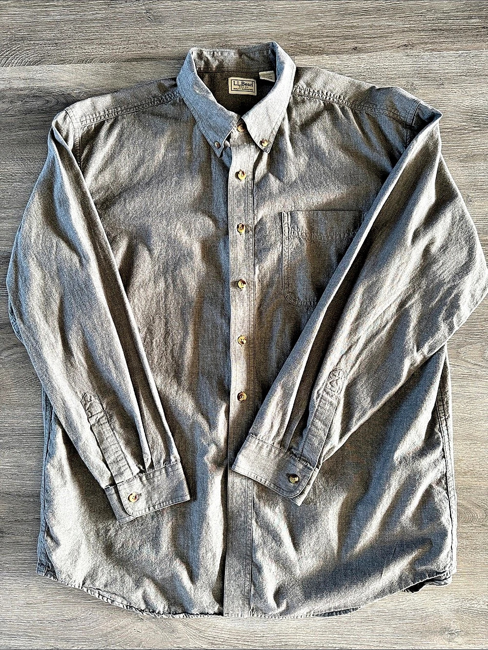 L.L. Bean Men's Cotton Button Down Shirt Medium Green XL
